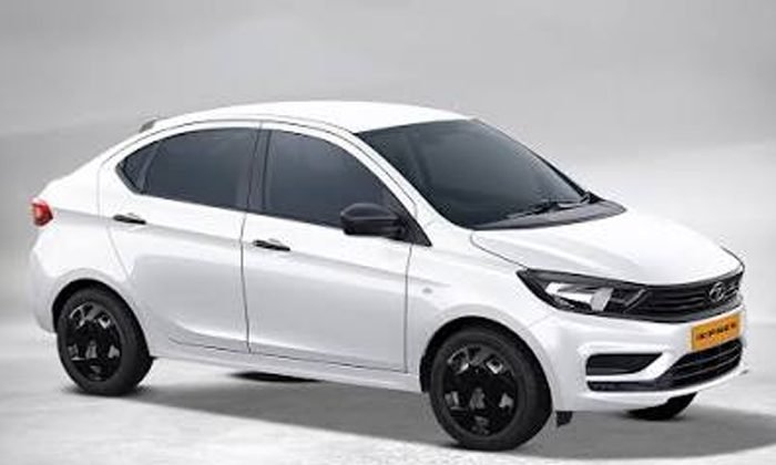 A CNG hatchback from the BTT Travels economy fleet
